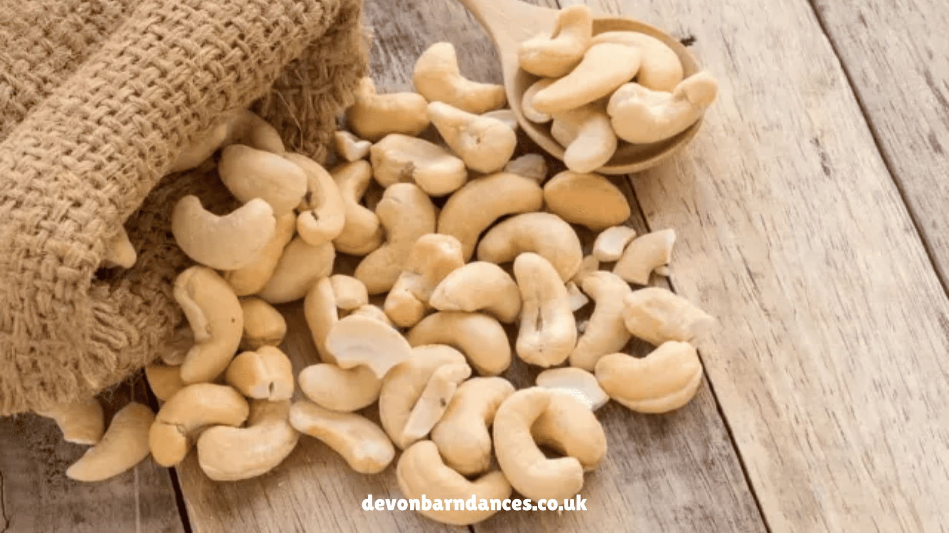 devonbarndances.co.uk